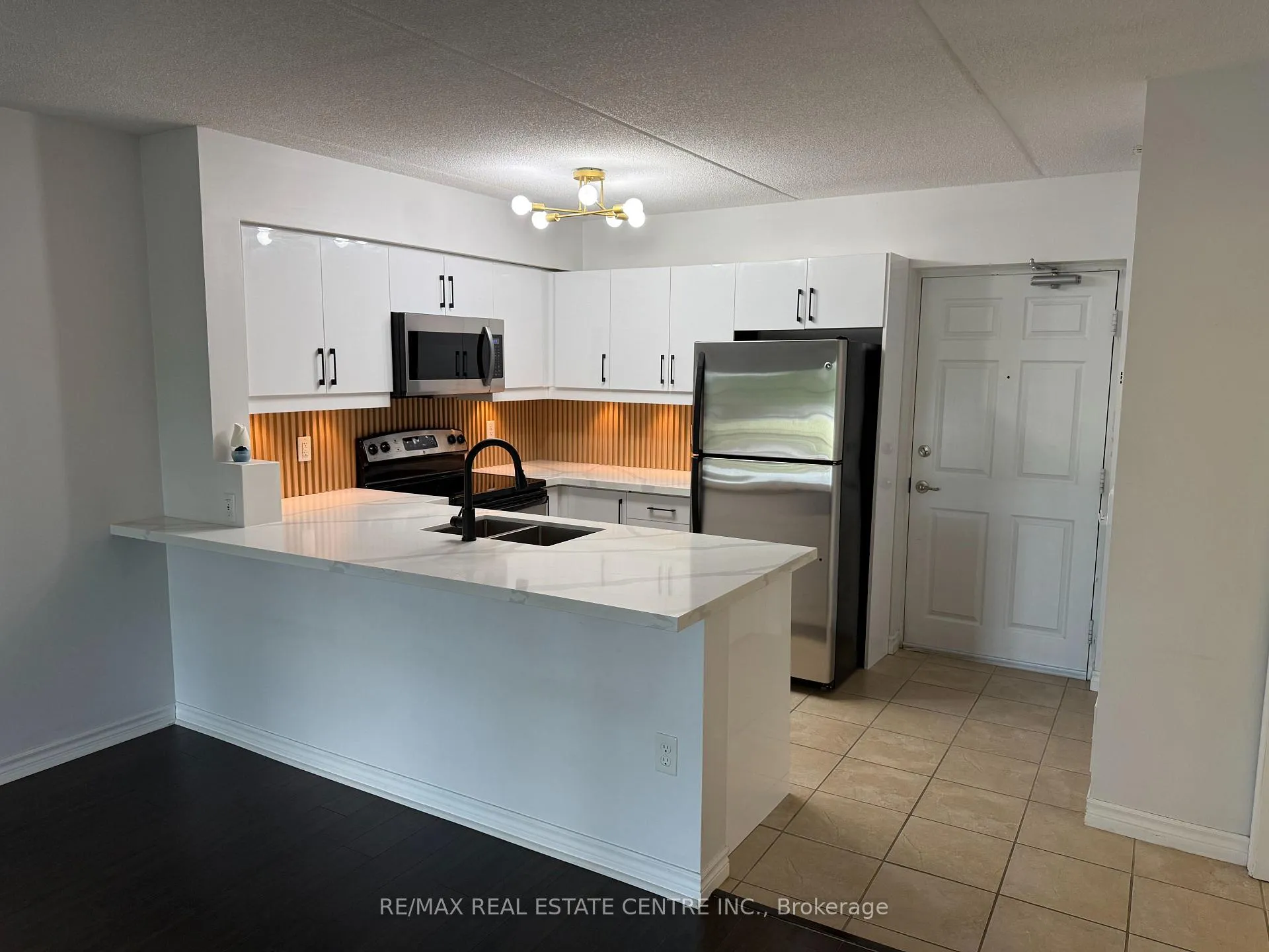 Photo 8 of Unit 103, 1370 Main Street E, Milton, Dempsey — HOMEH