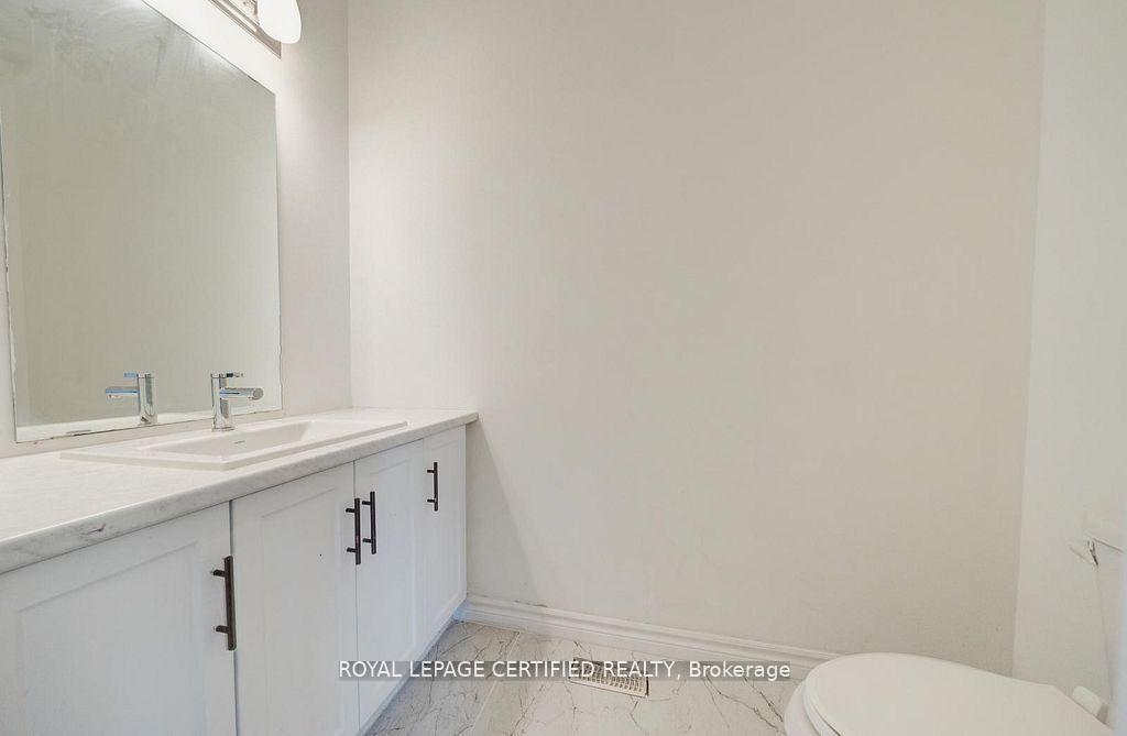 Photo 19 of 8077 Brookside Drive, Niagara Falls, Ascot — HOMEH