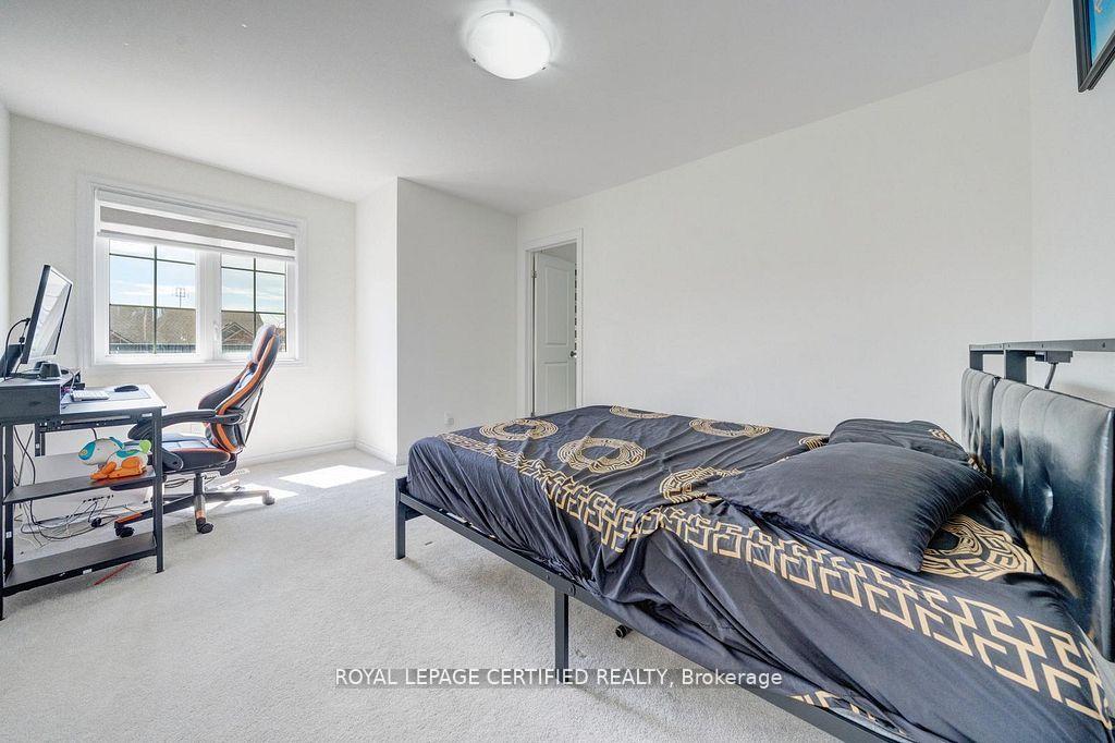 Photo 35 of 8077 Brookside Drive, Niagara Falls, Ascot — HOMEH