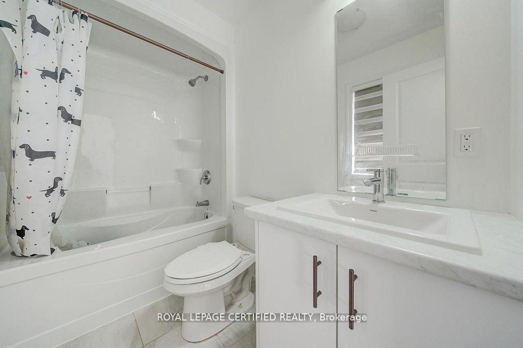 Photo 37 of 8077 Brookside Drive, Niagara Falls, Ascot — HOMEH