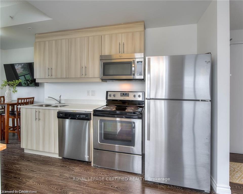 Photo 10 of Unit 901, 160 King Street N, Waterloo, Uptown West — HOMEH