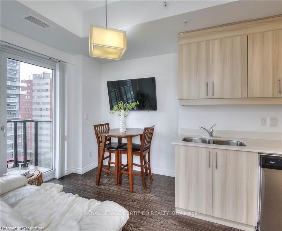 Photo 12 of Unit 901, 160 King Street N, Waterloo, Uptown West — HOMEH