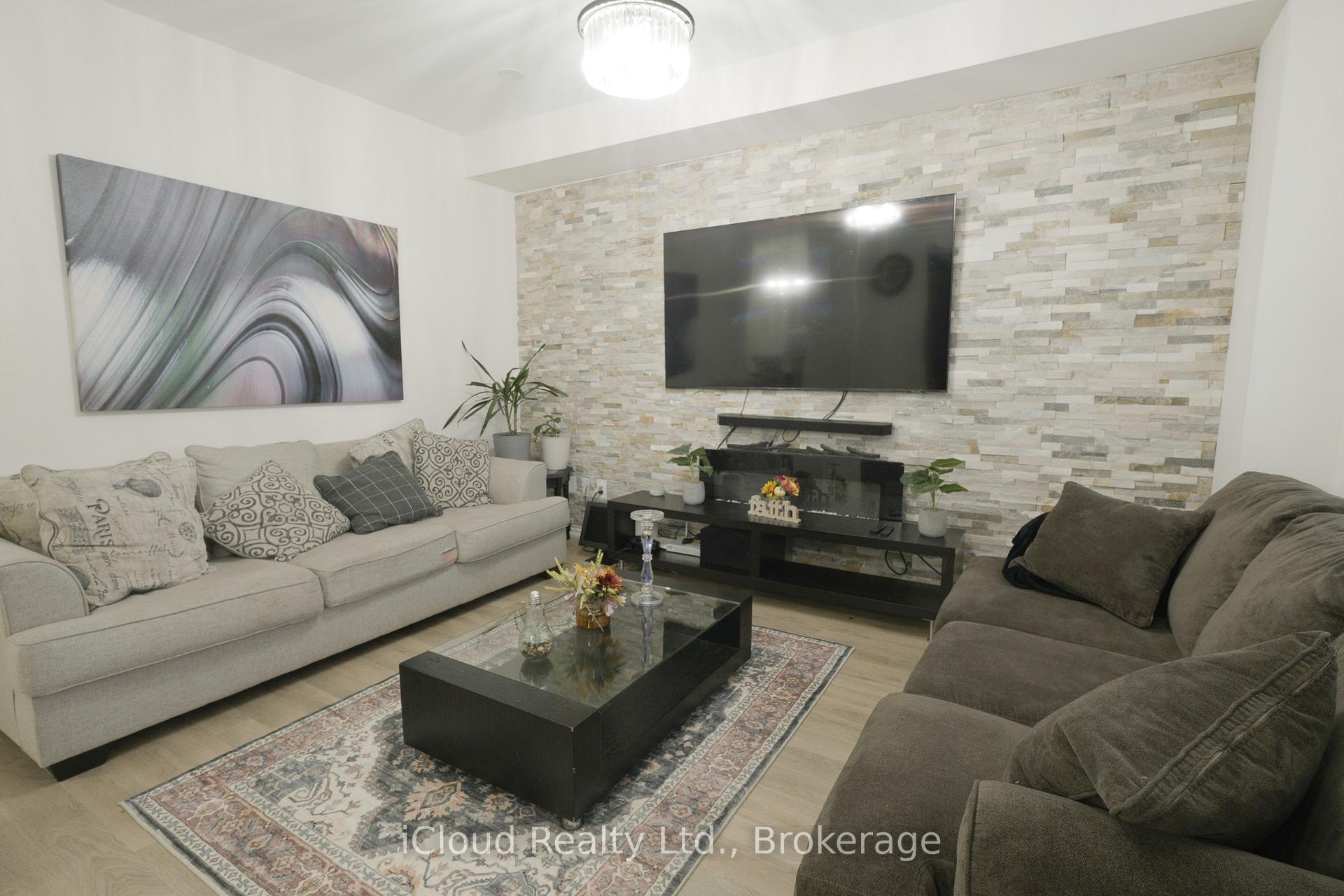 Photo 3 of 8 Whitton Drive, Brant, Paris — HOMEH