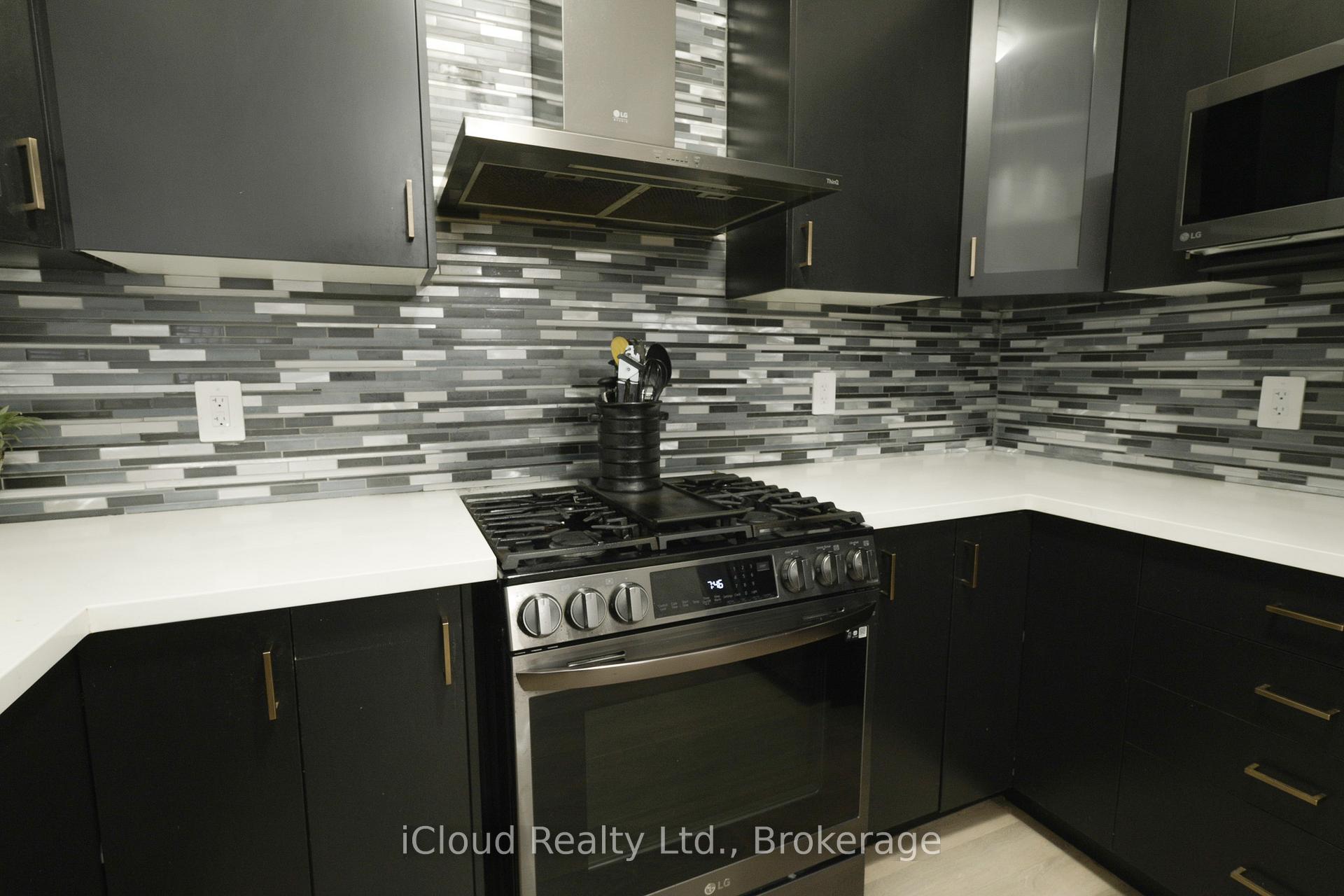 Photo 6 of 8 Whitton Drive, Brant, Paris — HOMEH