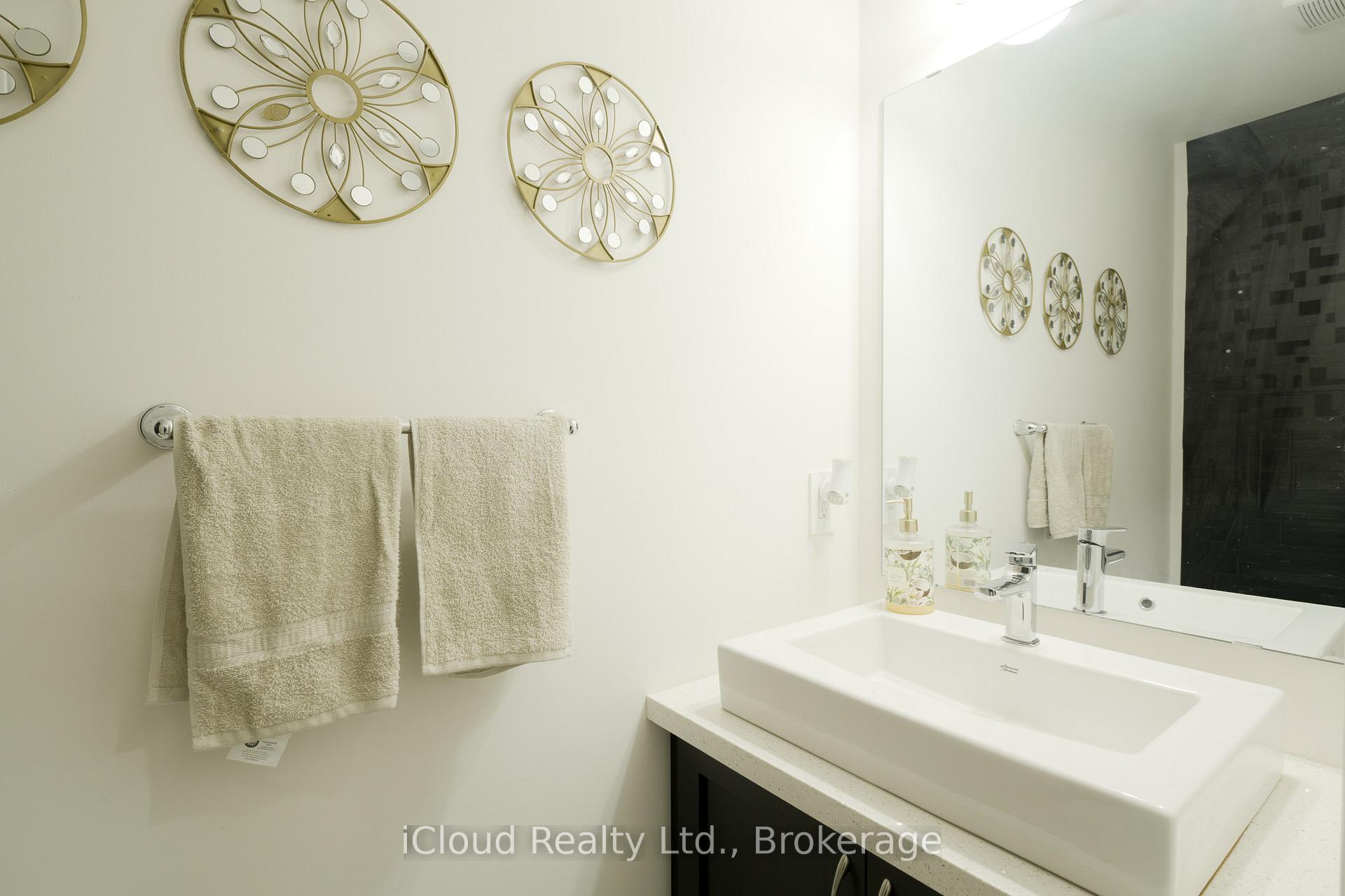 Photo 9 of 8 Whitton Drive, Brant, Paris — HOMEH