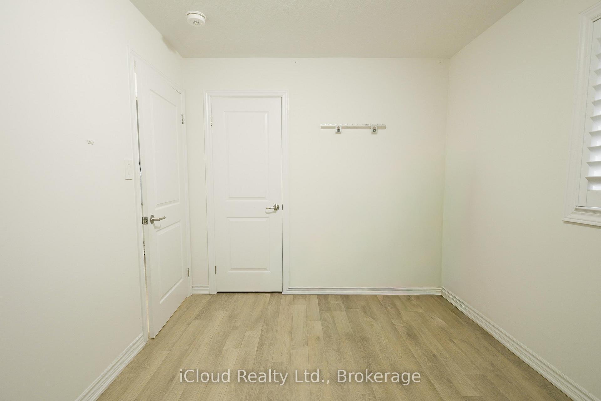 Photo 21 of 8 Whitton Drive, Brant, Paris — HOMEH
