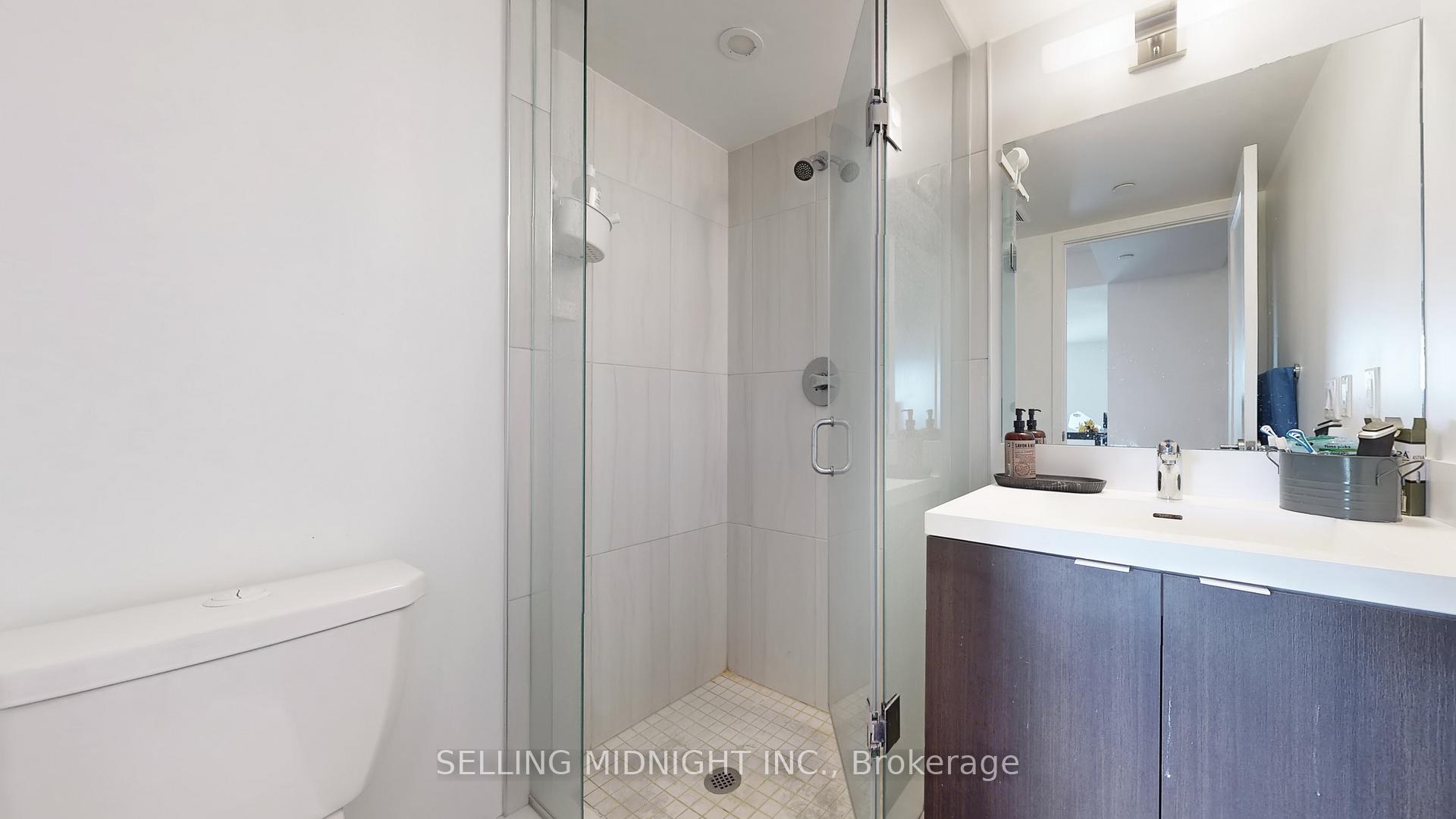 Photo 4 of Unit 1105, 10 Eva Road, Etobicoke, Etobicoke West Mall — HOMEH