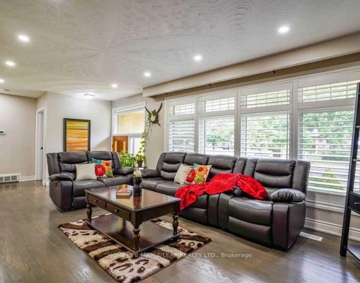Photo 4 of Unit MAIN FLOOR, 6 Gretna Drive, Brampton, Northwood Park — HOMEH