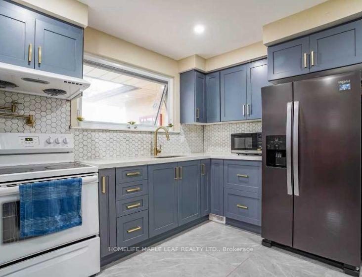 Photo 6 of Unit MAIN FLOOR, 6 Gretna Drive, Brampton, Northwood Park — HOMEH
