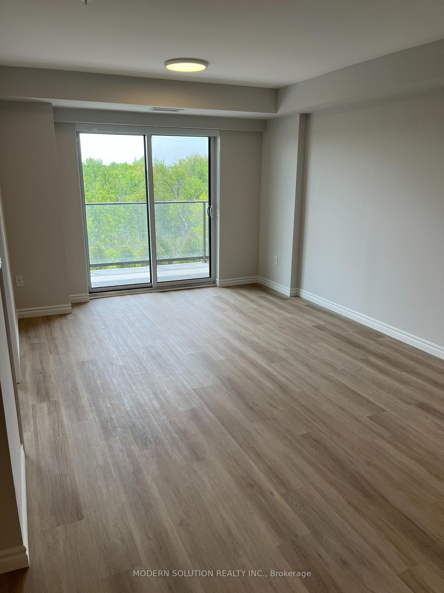 Photo 11 of Unit 804, 425 Watson Parkway N, Guelph, Grange Road — HOMEH