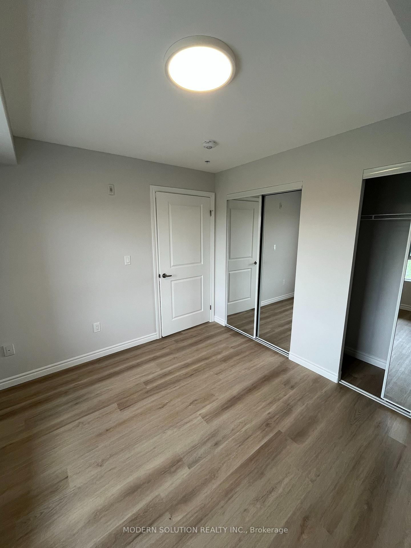 Photo 18 of Unit 804, 425 Watson Parkway N, Guelph, Grange Road — HOMEH