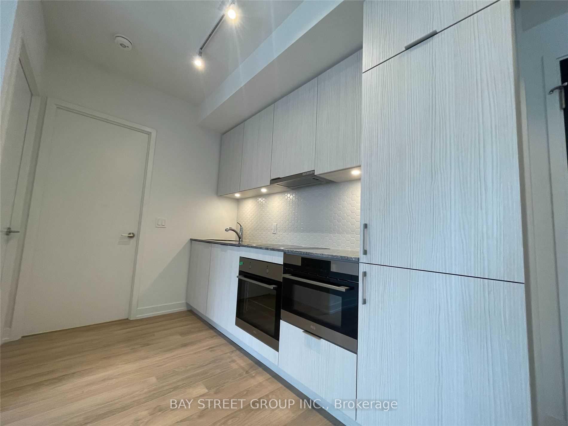 Photo 4 of Unit 214, 158 Front Street E, Toronto, Moss Park — HOMEH