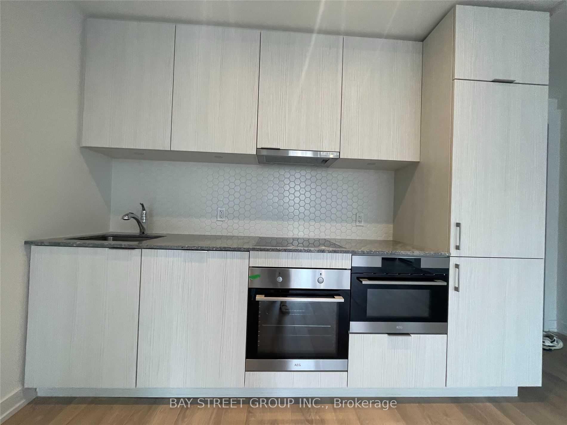 Photo 5 of Unit 214, 158 Front Street E, Toronto, Moss Park — HOMEH