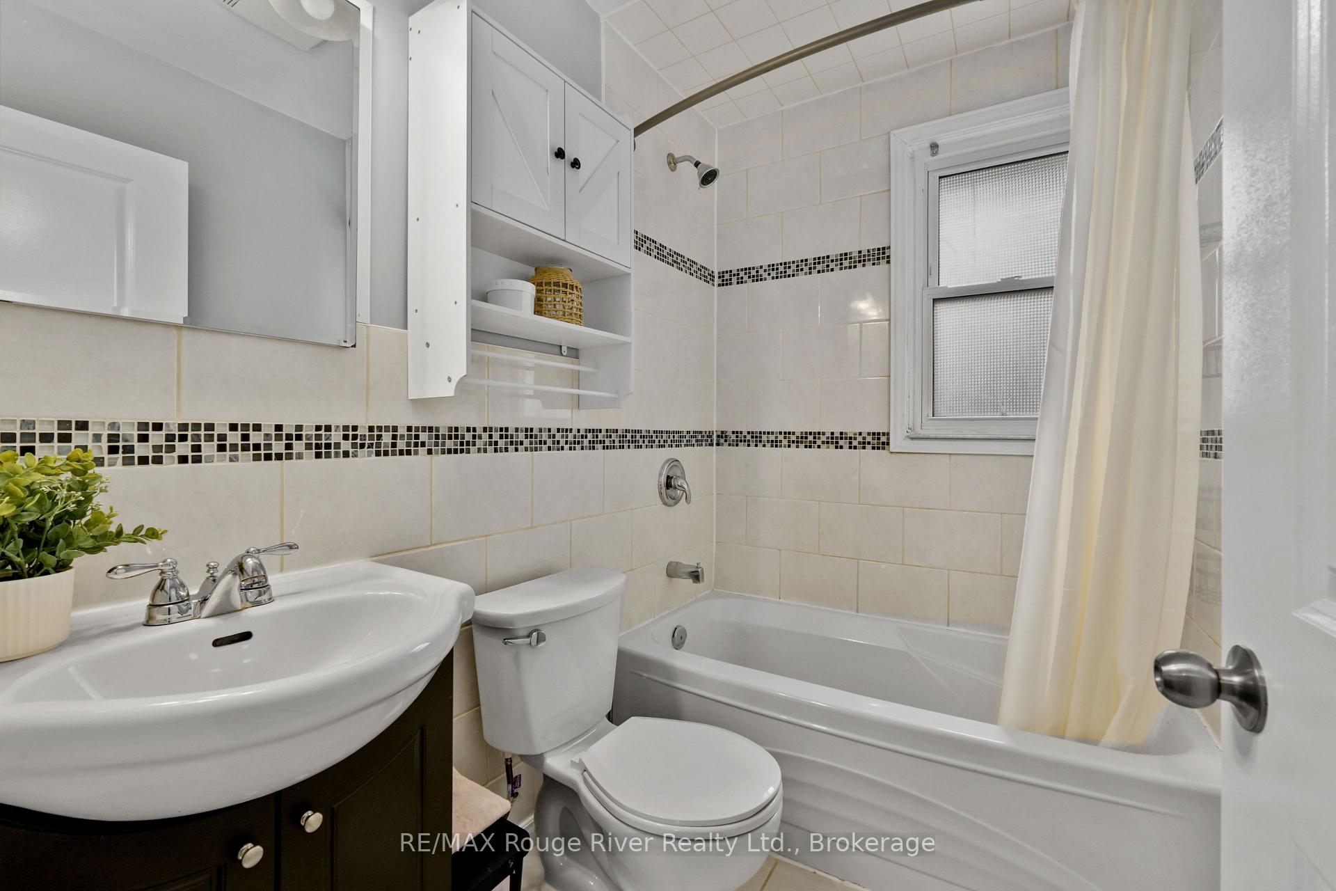 Photo 17 of 528 Barbara Street, Cobourg — HOMEH