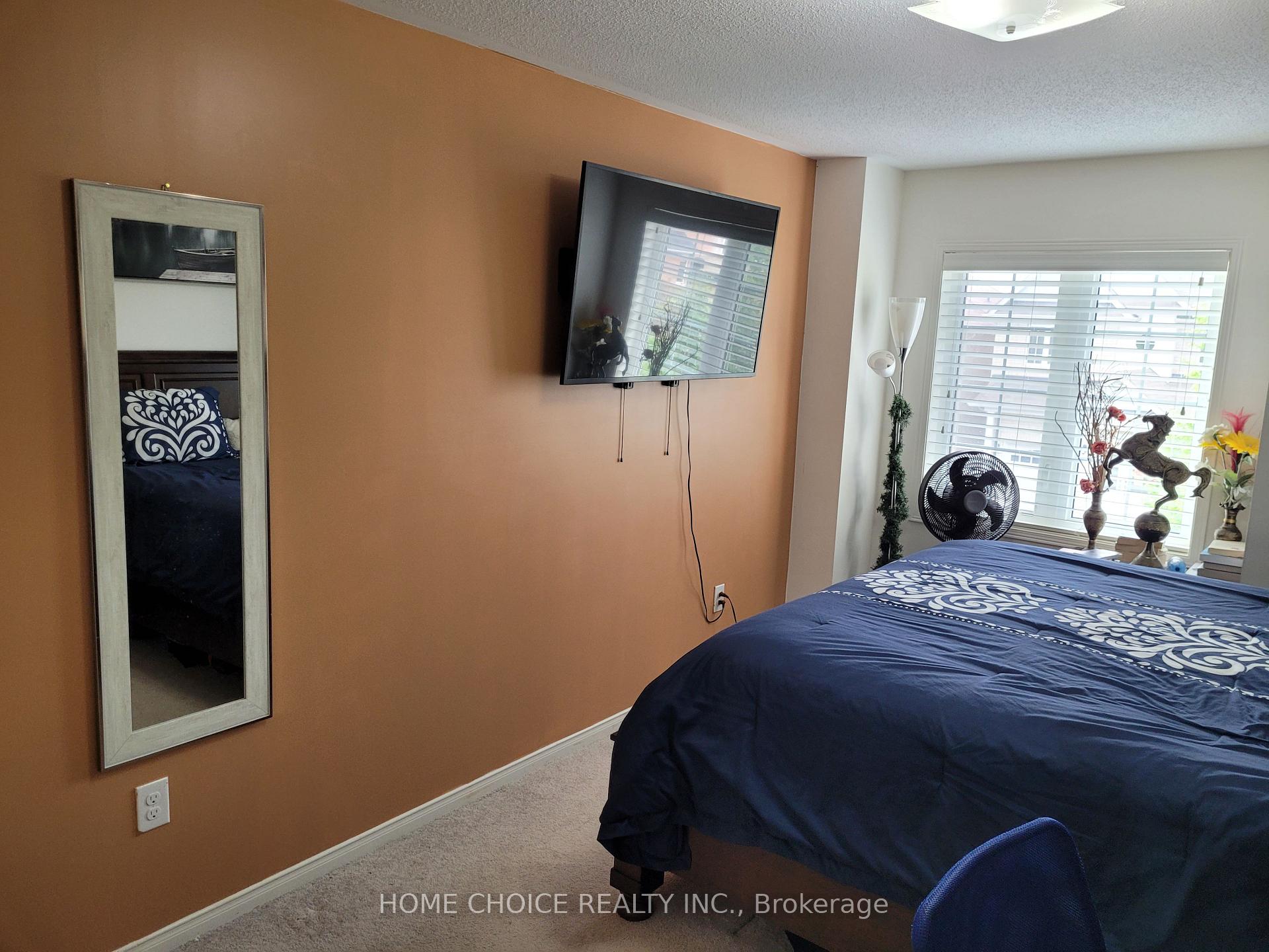 Photo 5 of 19 Headon Avenue, Ajax, Northwest Ajax — HOMEH