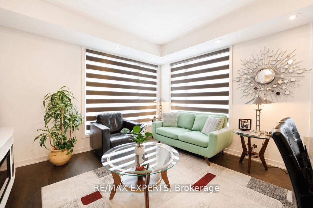 Photo 5 of Unit 7, 8 Marquette Avenue, Toronto, Englemount-Lawrence — HOMEH