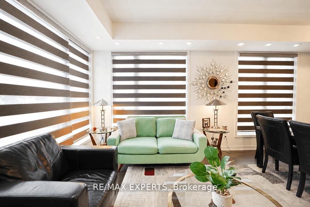 Photo 7 of Unit 7, 8 Marquette Avenue, Toronto, Englemount-Lawrence — HOMEH
