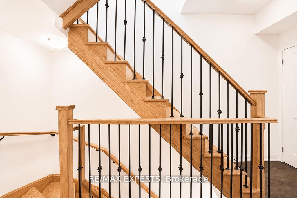 Photo 14 of Unit 7, 8 Marquette Avenue, Toronto, Englemount-Lawrence — HOMEH