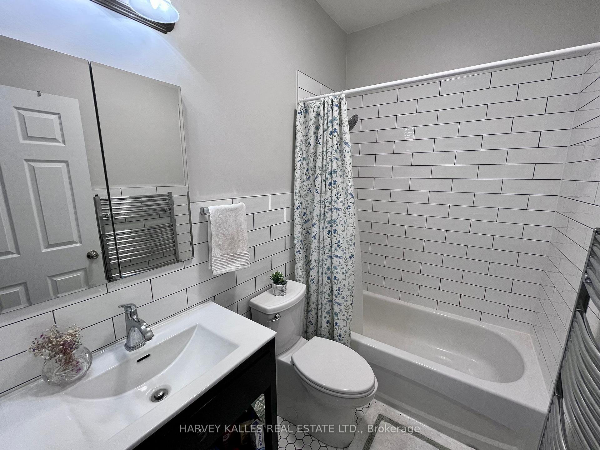 Photo 6 of Unit 1, 167 Lauder Avenue, Toronto, Oakwood Village — HOMEH