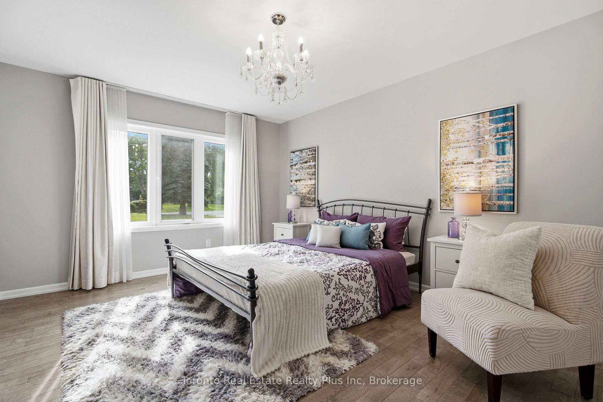Photo 30 of 39 Dove Lane, Markham, Thornhill — HOMEH