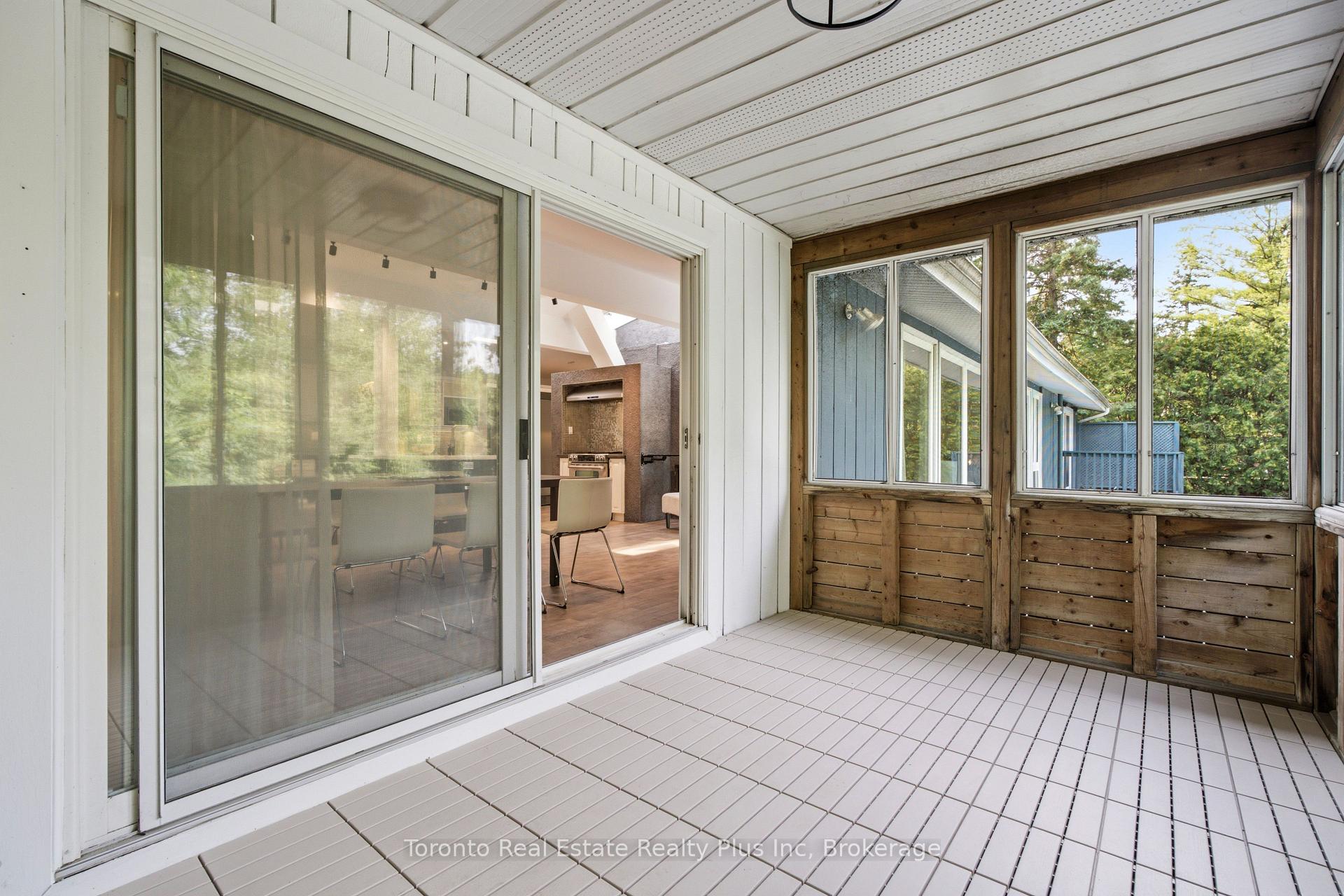 Photo 38 of 39 Dove Lane, Markham, Thornhill — HOMEH