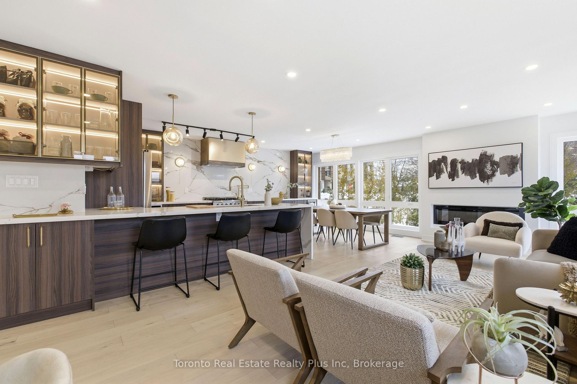 Photo 4 of 3 Blithfield Avenue, North York, Bayview Village — HOMEH