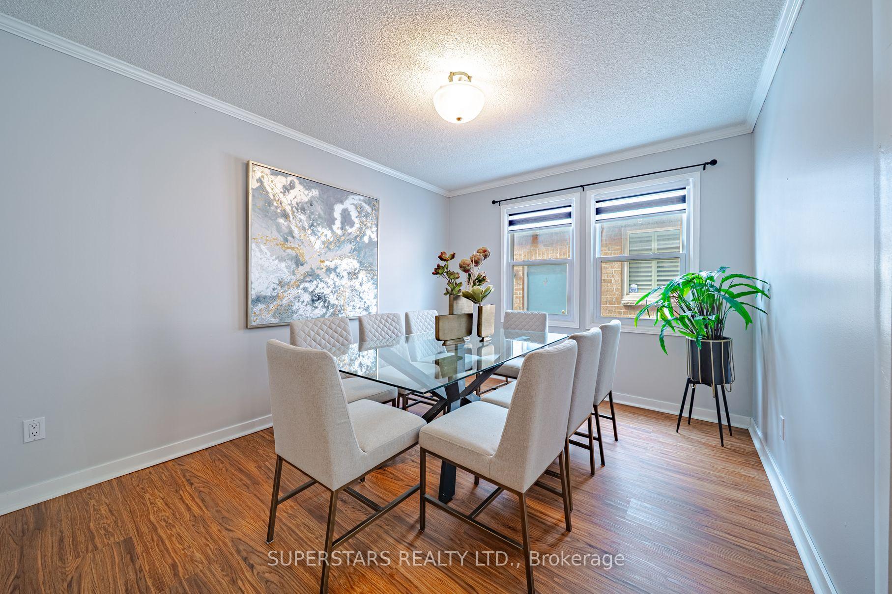 Photo 8 of 99 Peevers Crescent, Newmarket, Glenway Estates — HOMEH