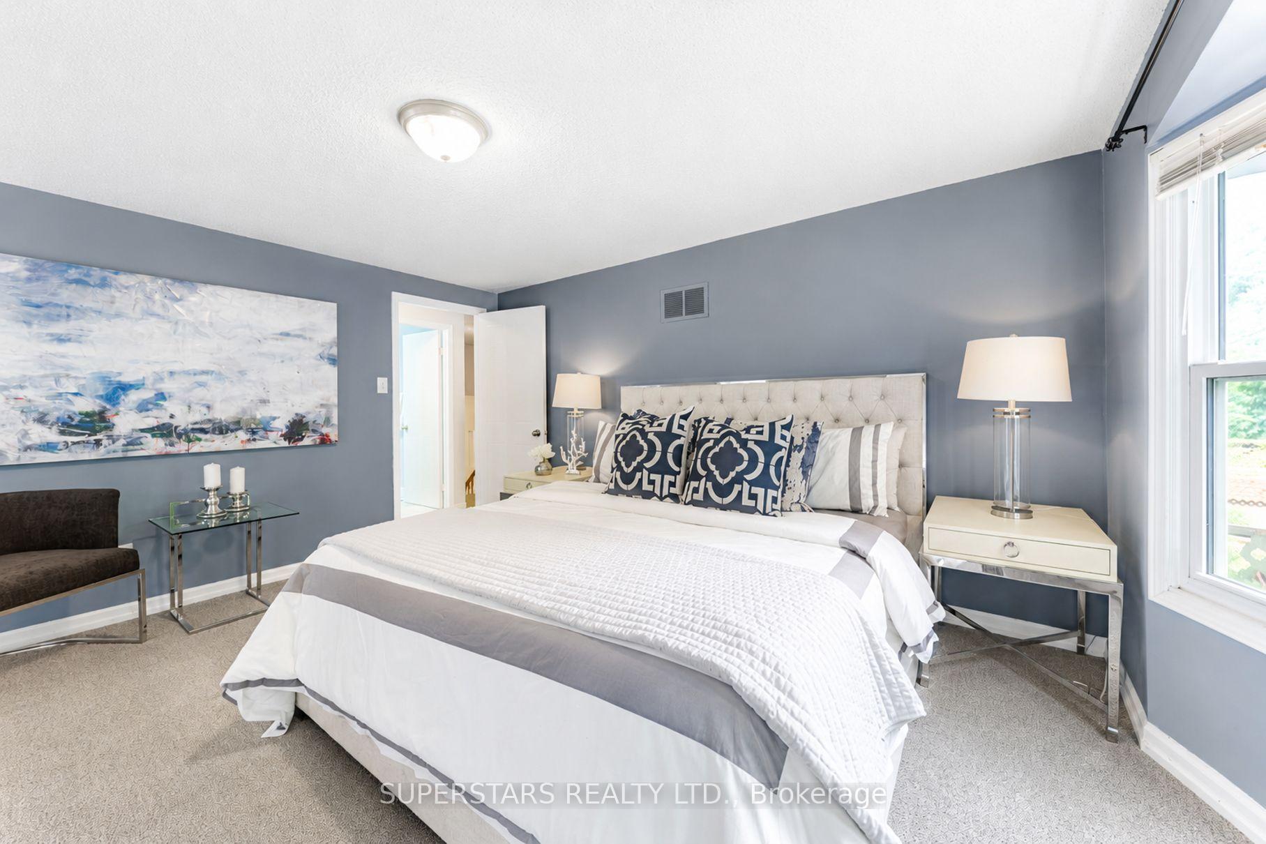 Photo 25 of 99 Peevers Crescent, Newmarket, Glenway Estates — HOMEH