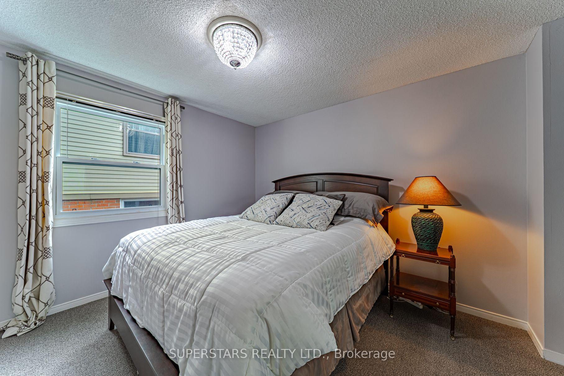 Photo 28 of 99 Peevers Crescent, Newmarket, Glenway Estates — HOMEH
