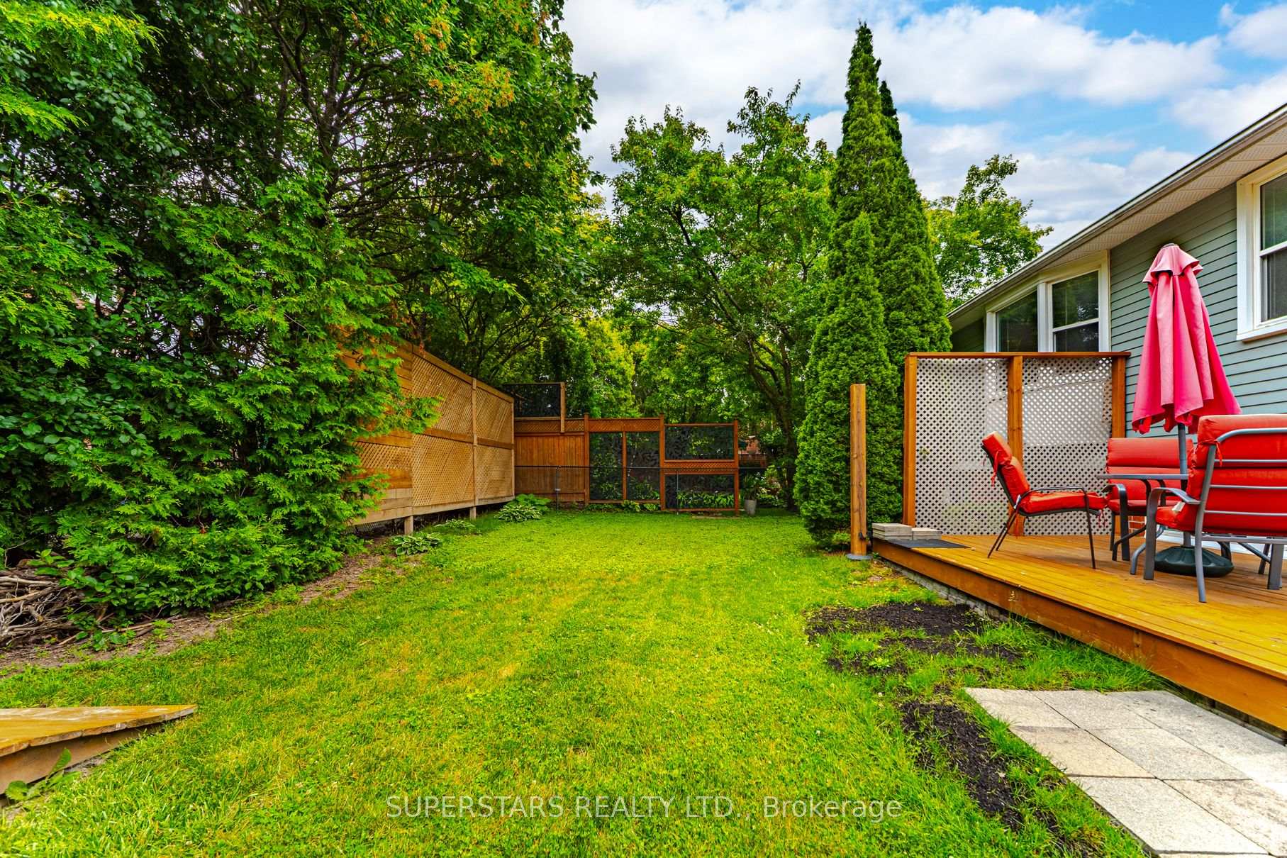 Photo 35 of 99 Peevers Crescent, Newmarket, Glenway Estates — HOMEH