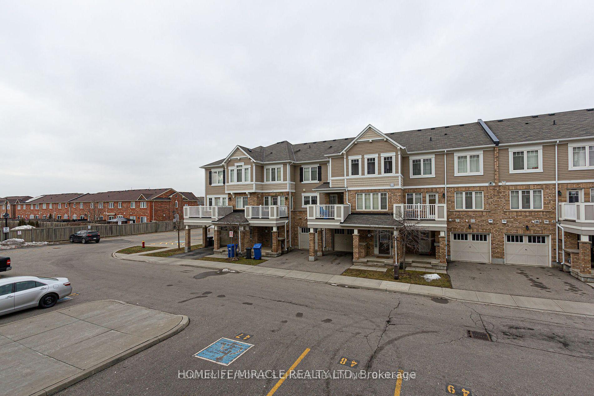 Photo 4 of Unit 211, 1045 Nadalin Heights, Milton, Willmott — HOMEH