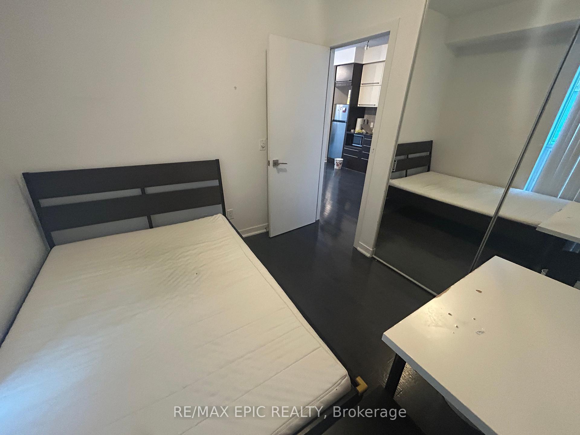 Photo 11 of Unit 702, 770 Bay Street, Toronto, Bay Street Corridor — HOMEH