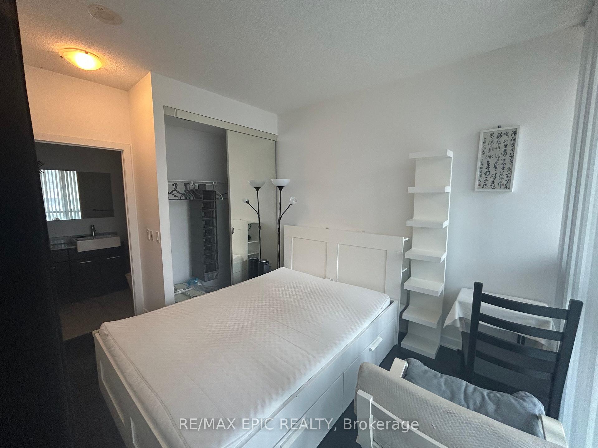 Photo 12 of Unit 702, 770 Bay Street, Toronto, Bay Street Corridor — HOMEH