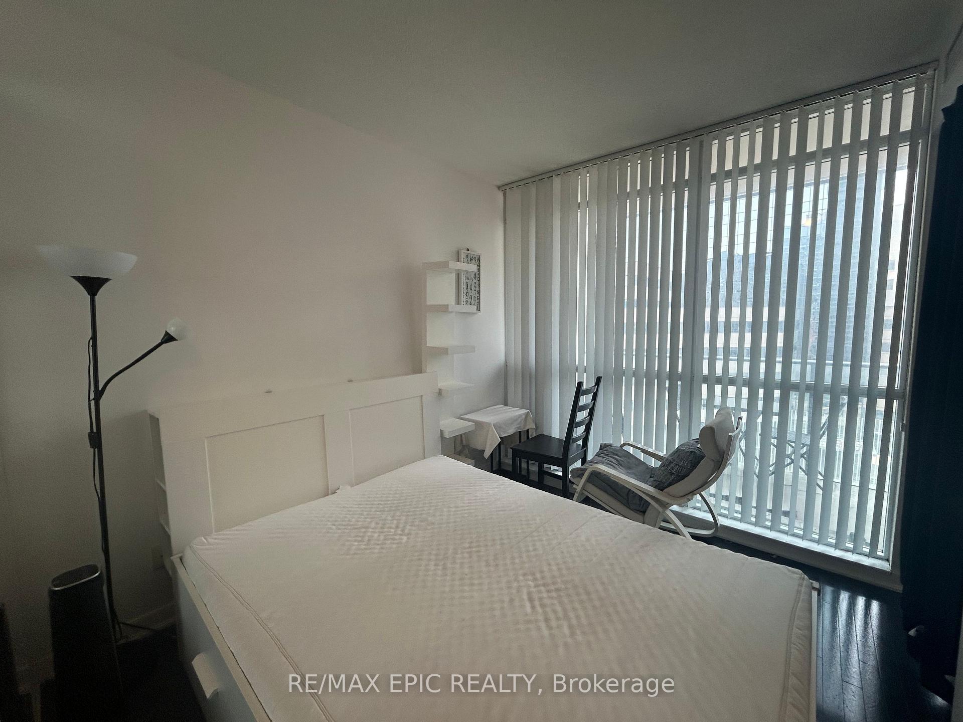 Photo 13 of Unit 702, 770 Bay Street, Toronto, Bay Street Corridor — HOMEH