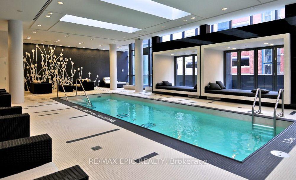 Photo 19 of Unit 702, 770 Bay Street, Toronto, Bay Street Corridor — HOMEH