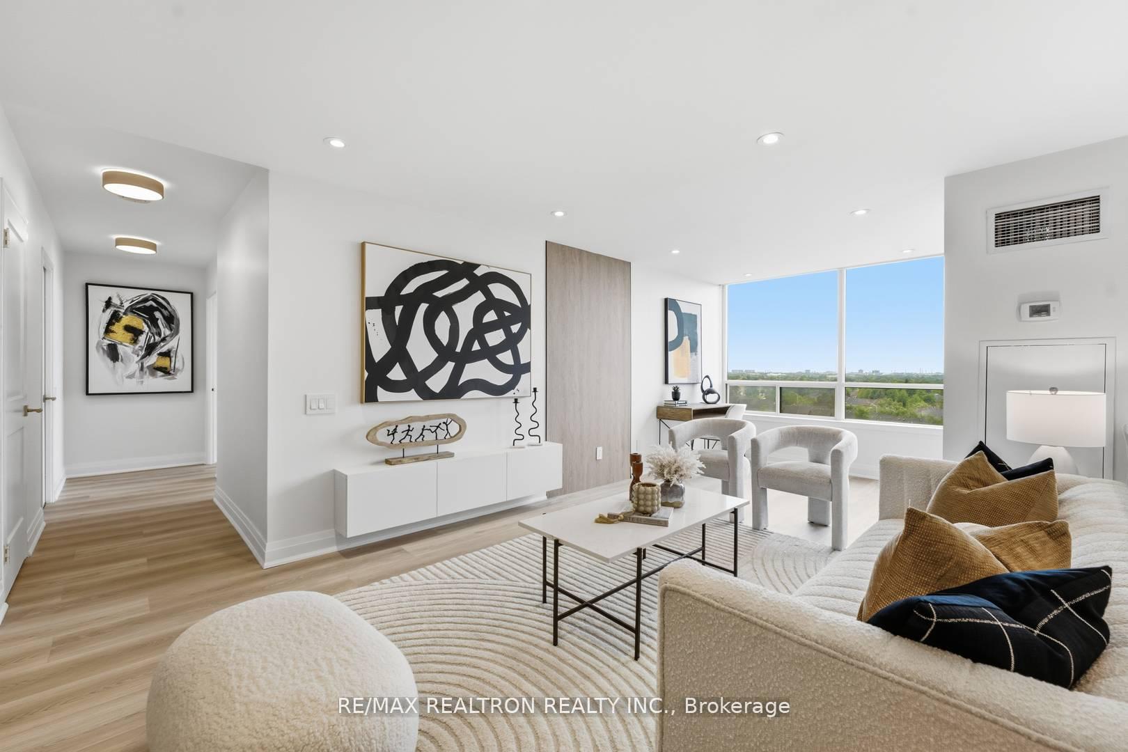 Photo 8 of Unit 805, 110 Promenade Circle, Vaughan, Brownridge — HOMEH