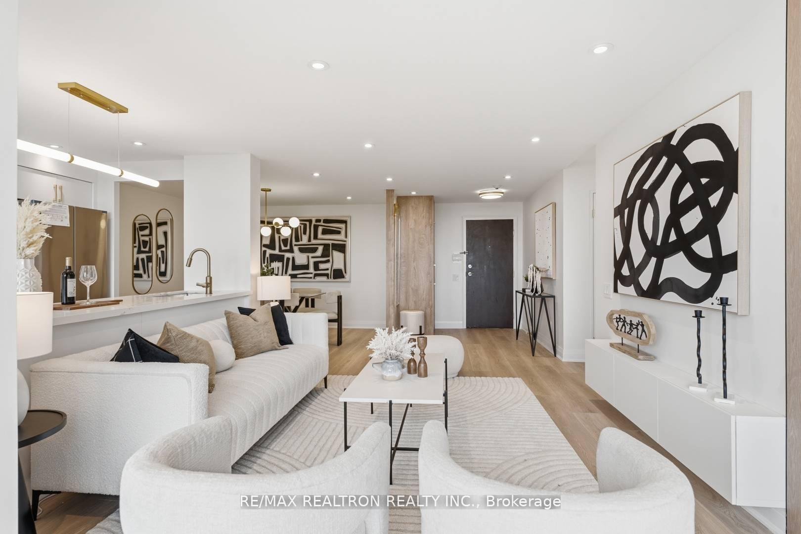 Photo 10 of Unit 805, 110 Promenade Circle, Vaughan, Brownridge — HOMEH