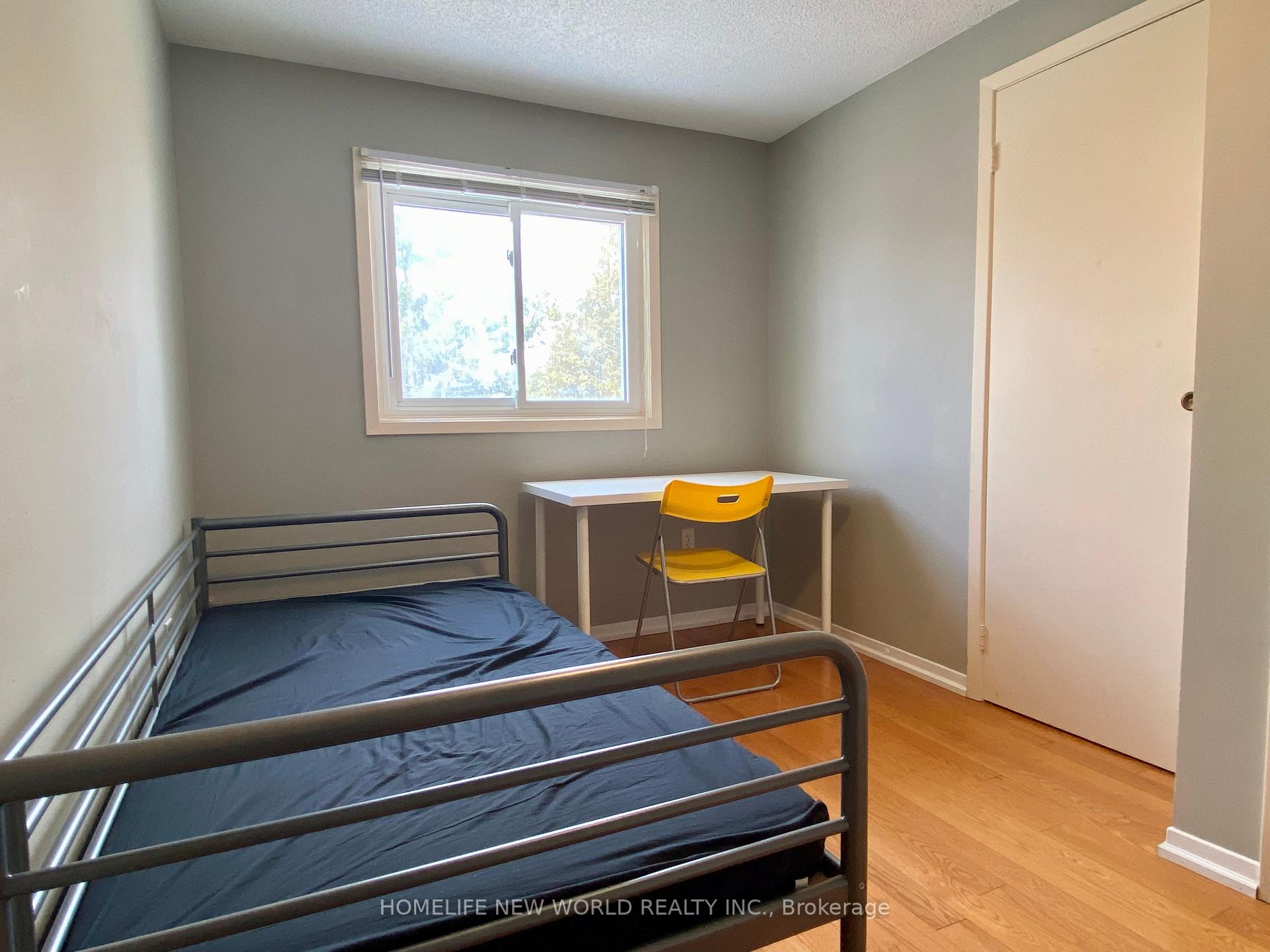 Photo 8 of 14 Eugenia Court, Markham, Markville — HOMEH