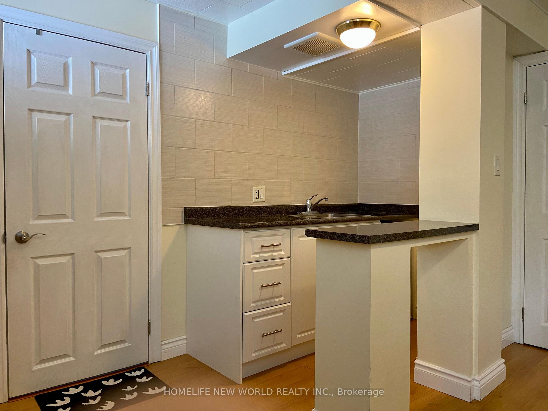 Photo 10 of 14 Eugenia Court, Markham, Markville — HOMEH