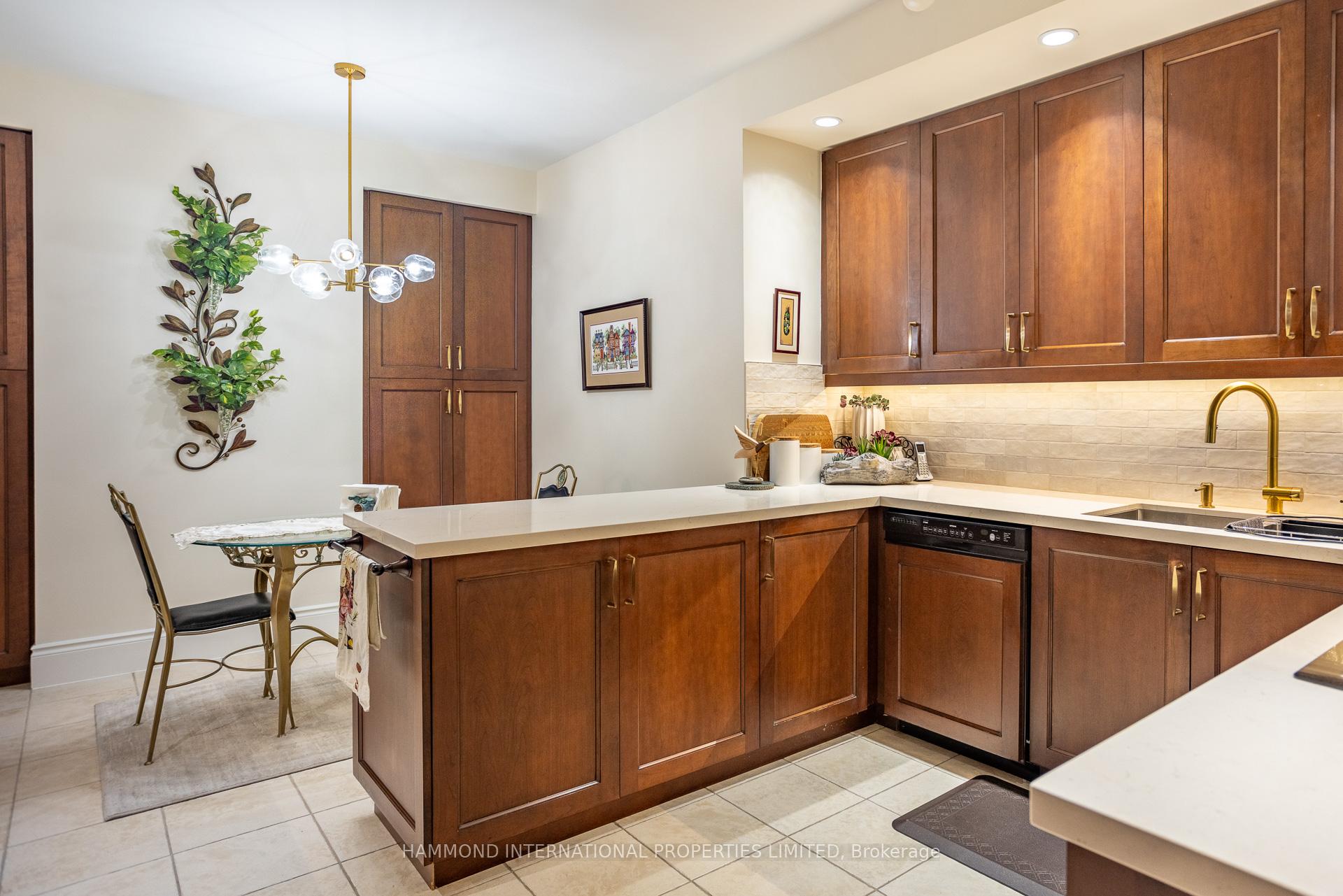 Photo 7 of Unit 215, 7071 Bayview Avenue, Markham, Bayview Glen — HOMEH