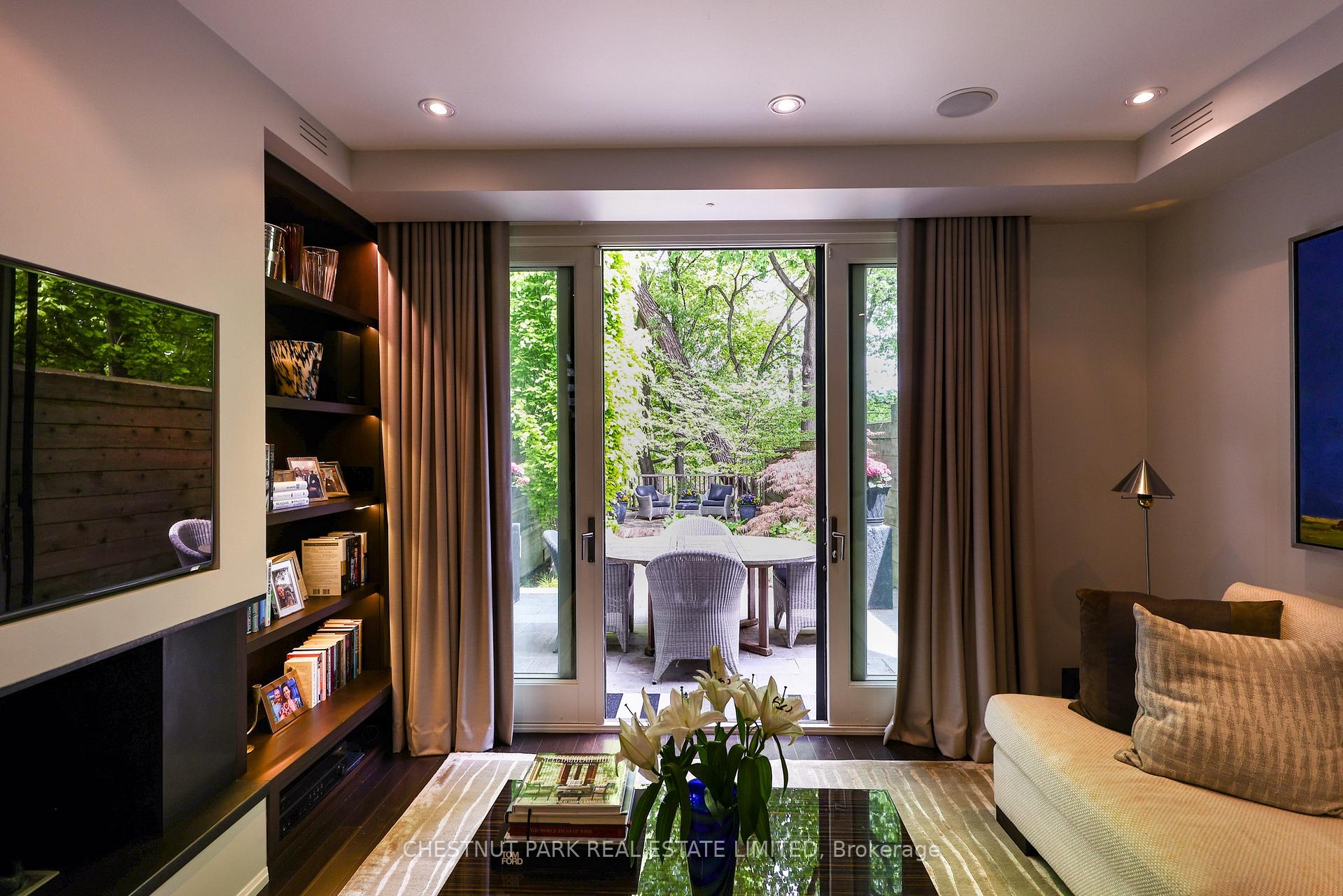 Photo 13 of 70 Summerhill Gardens, Toronto, Rosedale-Moore Park — HOMEH
