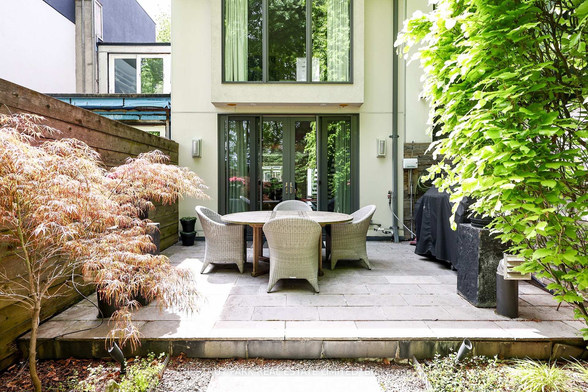 Photo 28 of 70 Summerhill Gardens, Toronto, Rosedale-Moore Park — HOMEH
