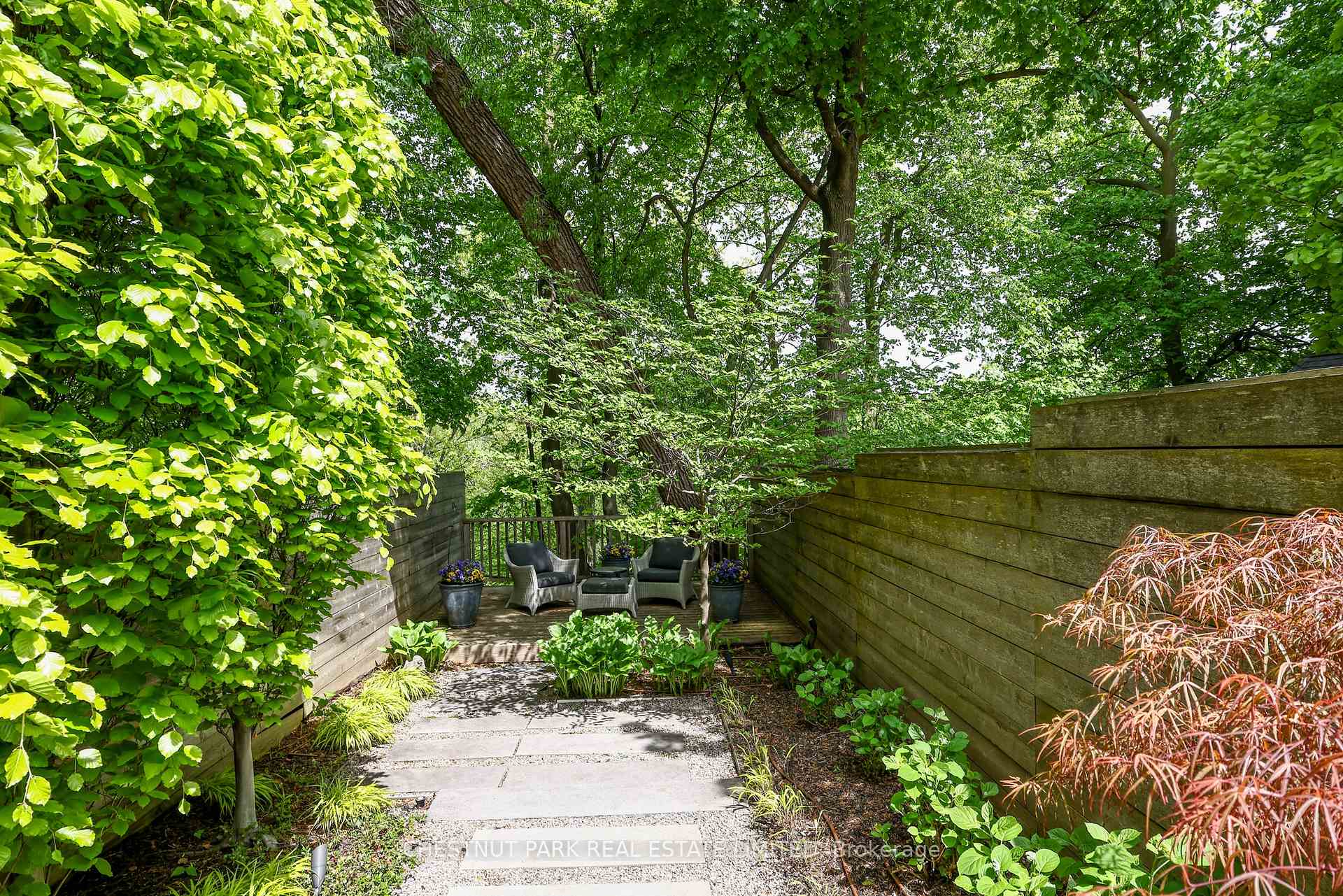 Photo 30 of 70 Summerhill Gardens, Toronto, Rosedale-Moore Park — HOMEH