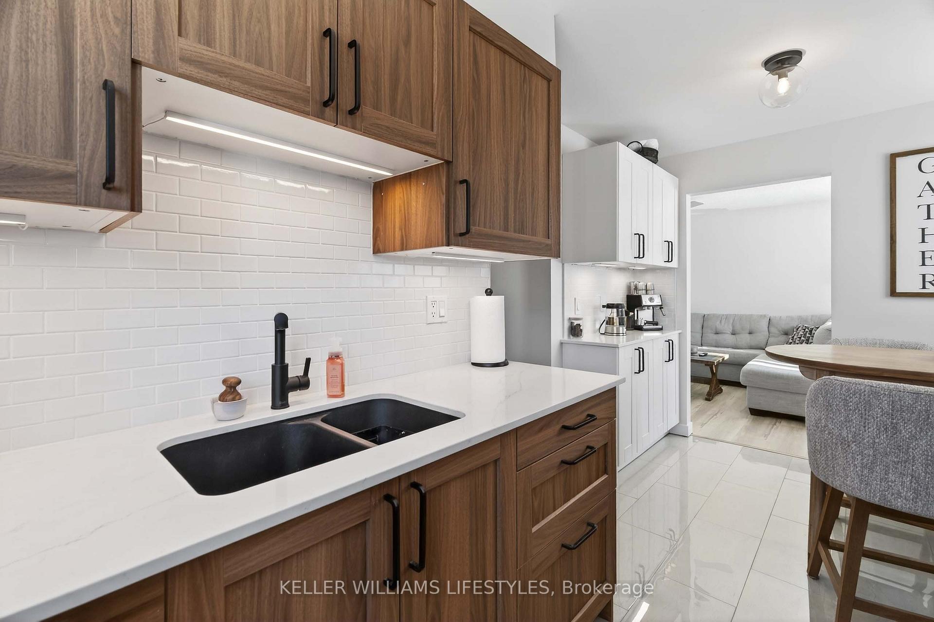 Photo 13 of 26 Caprice Crescent, London, East I — HOMEH