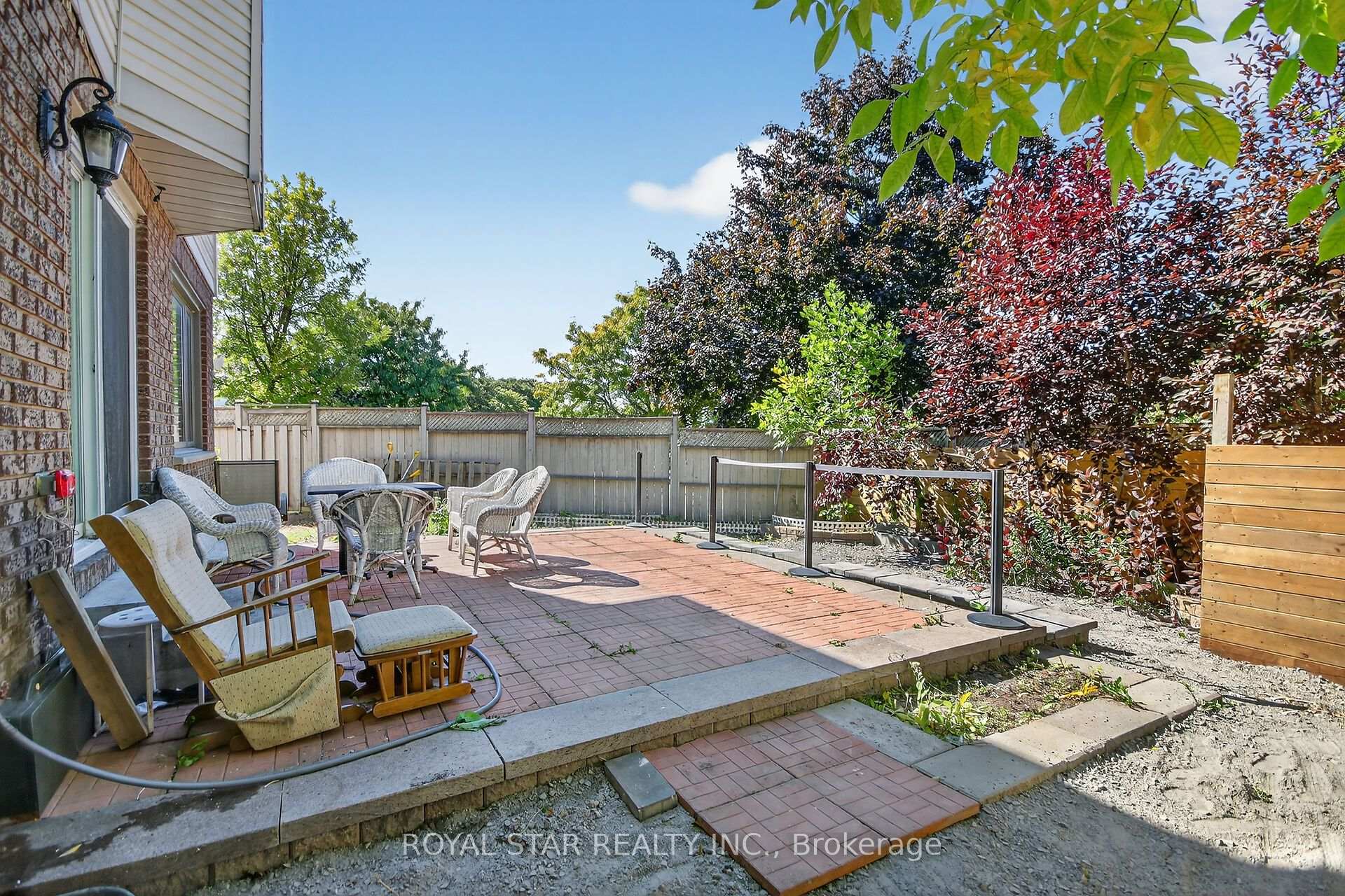 Photo 31 of 5 Southland Crescent, Ottawa, Hunt Club Park — HOMEH