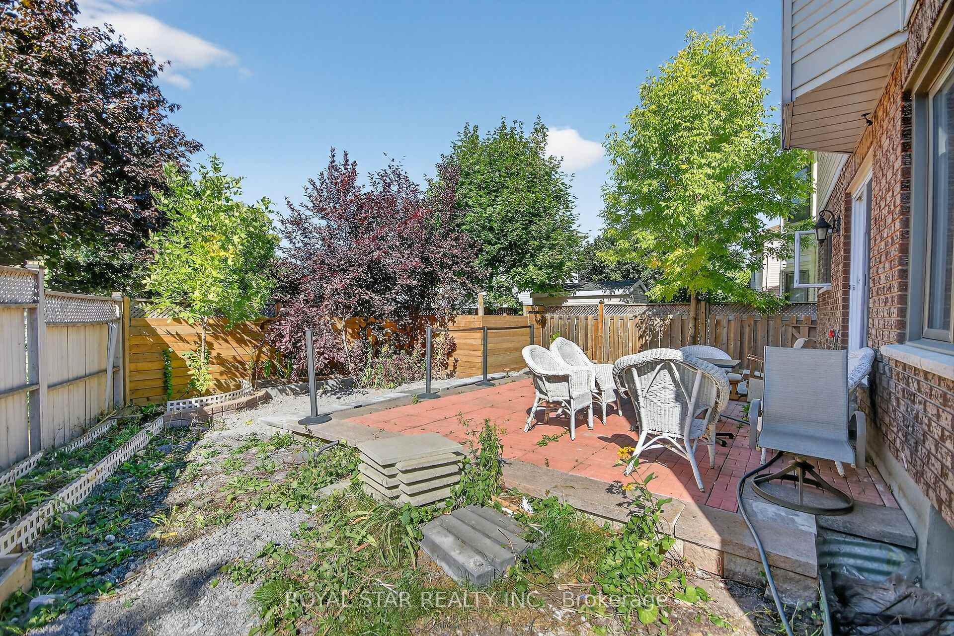 Photo 32 of 5 Southland Crescent, Ottawa, Hunt Club Park — HOMEH