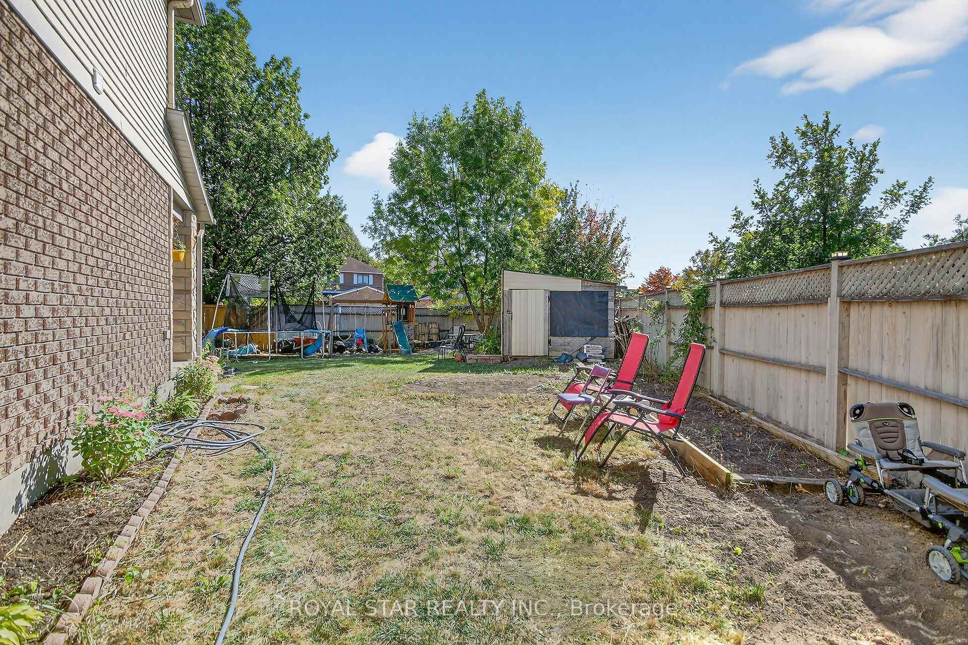 Photo 34 of 5 Southland Crescent, Ottawa, Hunt Club Park — HOMEH
