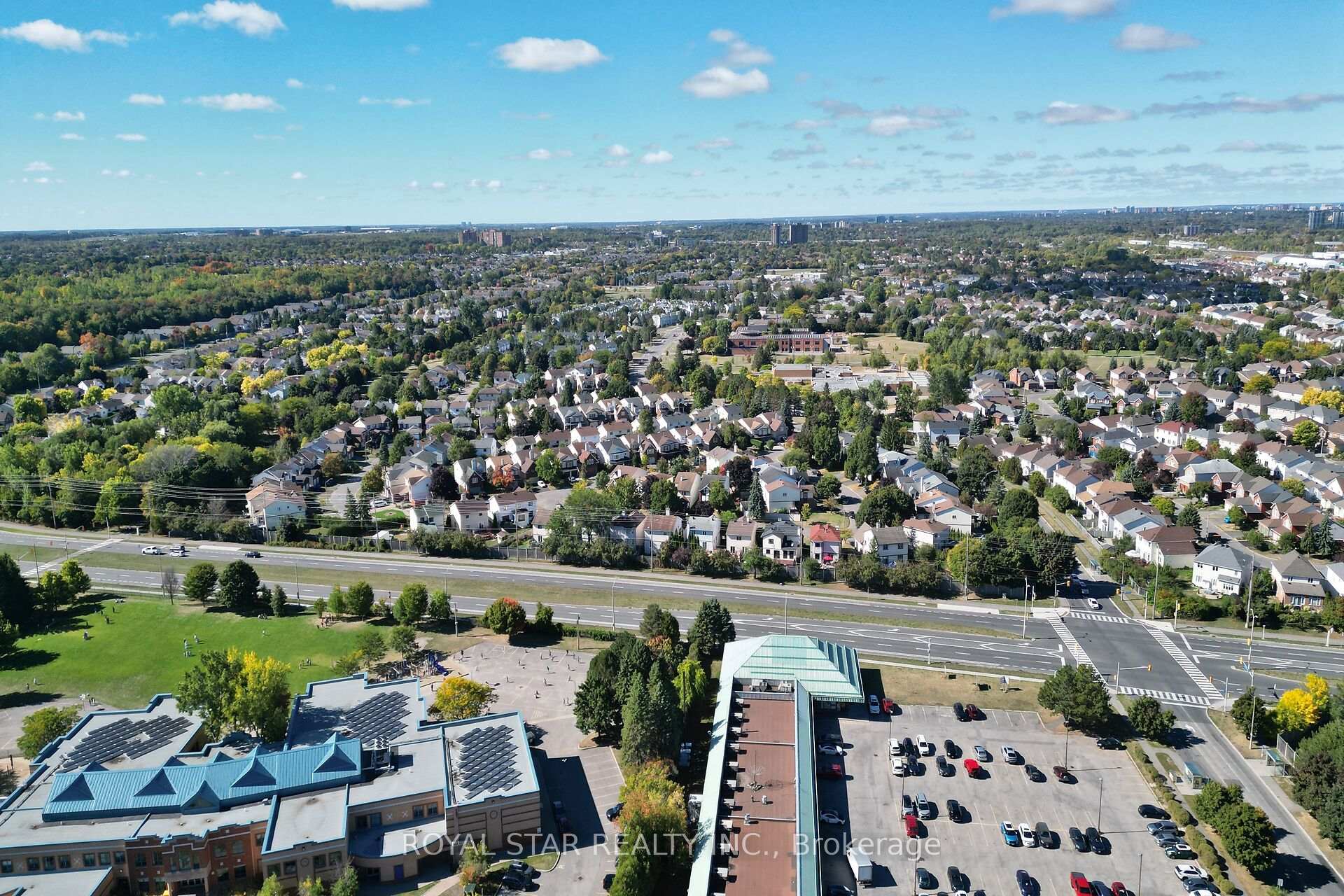 Photo 49 of 5 Southland Crescent, Ottawa, Hunt Club Park — HOMEH