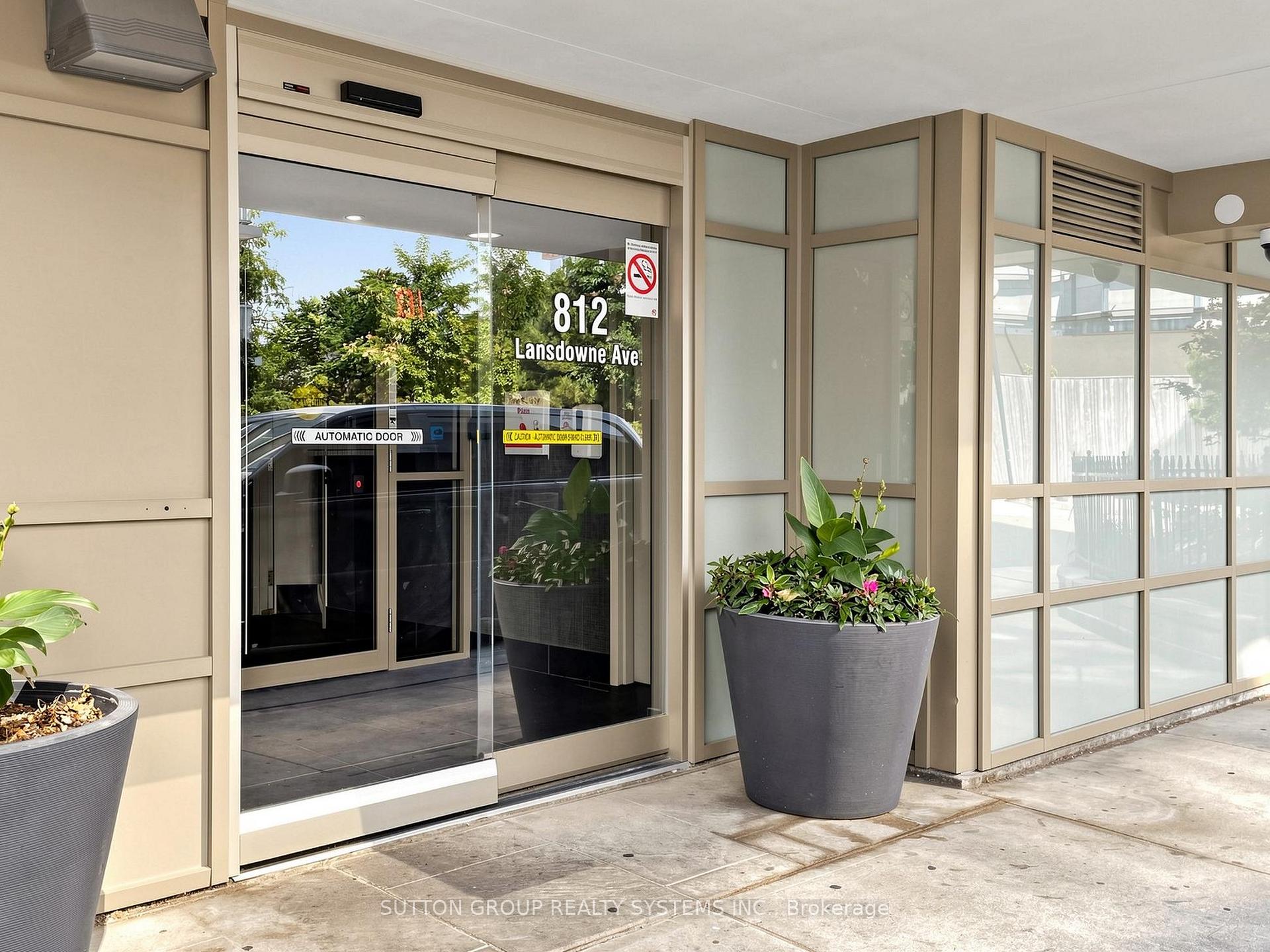 Photo 3 of Unit 714, 812 Lansdowne Avenue, Toronto, Dovercourt-Wallace Emerson-Junction — HOMEH
