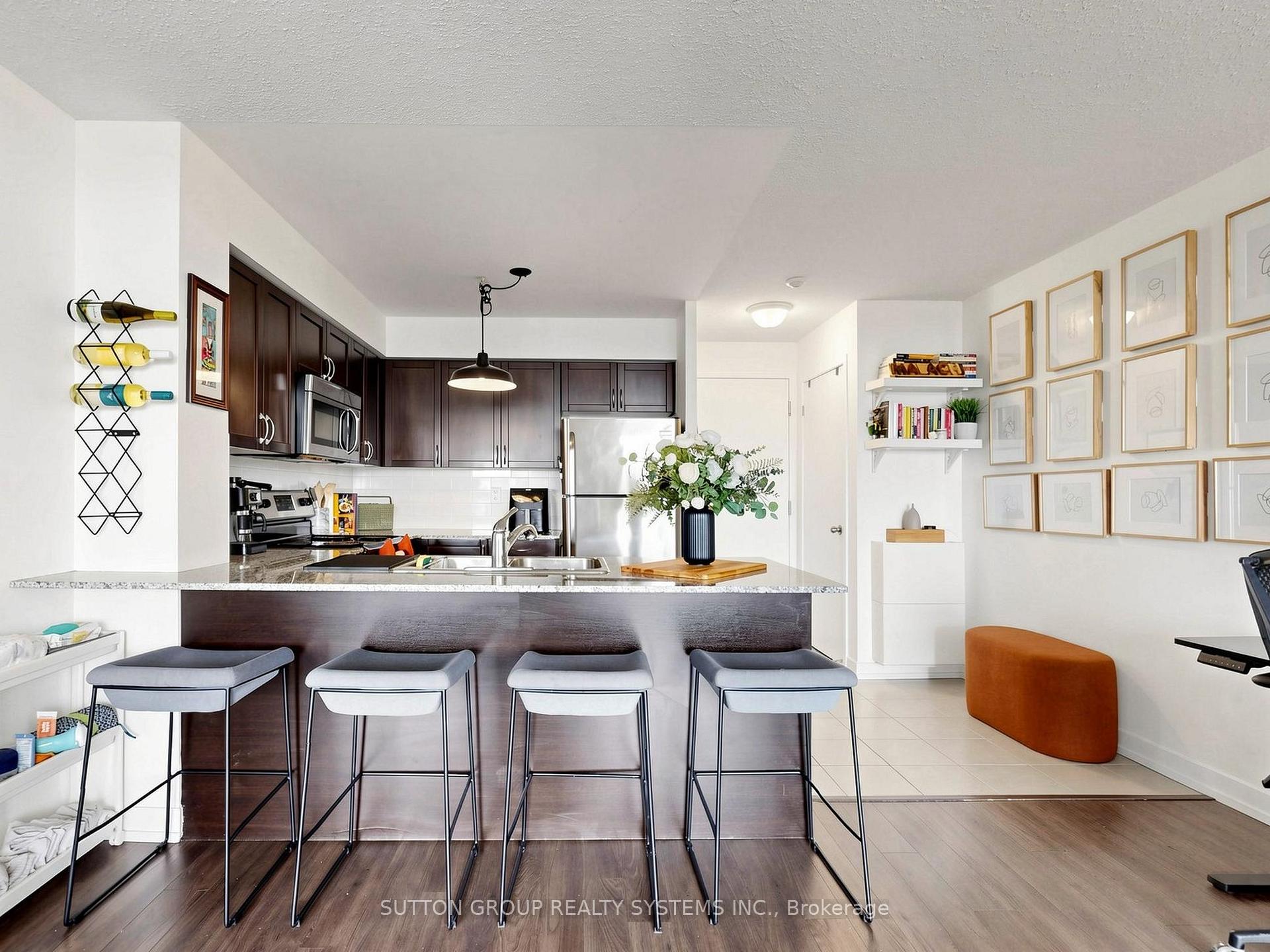 Photo 14 of Unit 714, 812 Lansdowne Avenue, Toronto, Dovercourt-Wallace Emerson-Junction — HOMEH